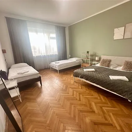 2br Gateway On The Rybna Διαμέρισμα *