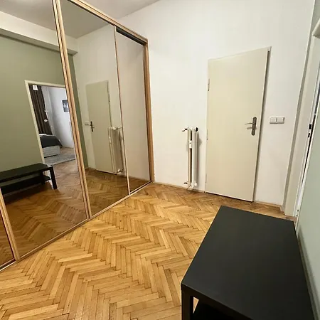 公寓 2br Gateway On The Rybna *