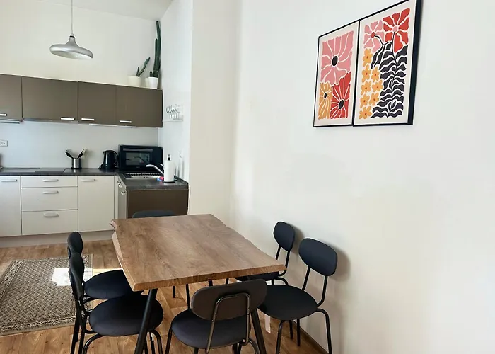 Appartement 2br Gateway On The Rybna